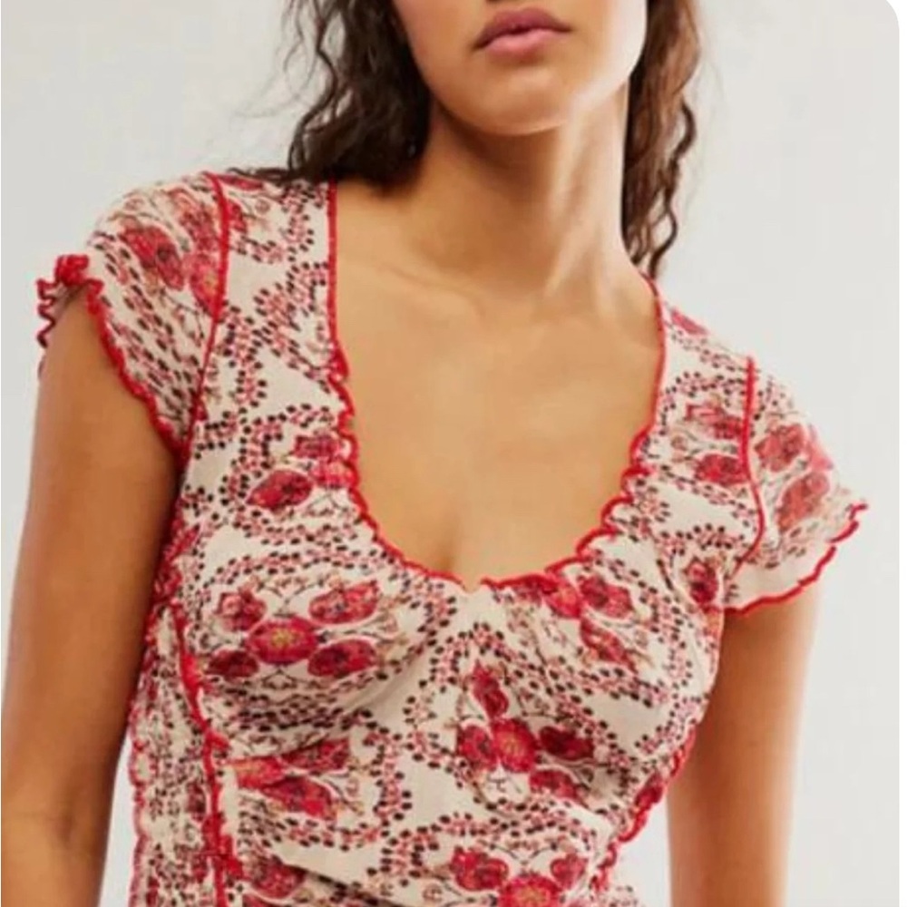 Free People oh my baby tee NWT medium